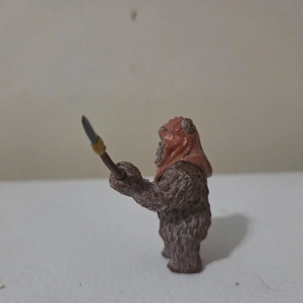 Ewok Wicket Warrick w Spear Star Wars Figure 2 Inch - Picture 4 of 5